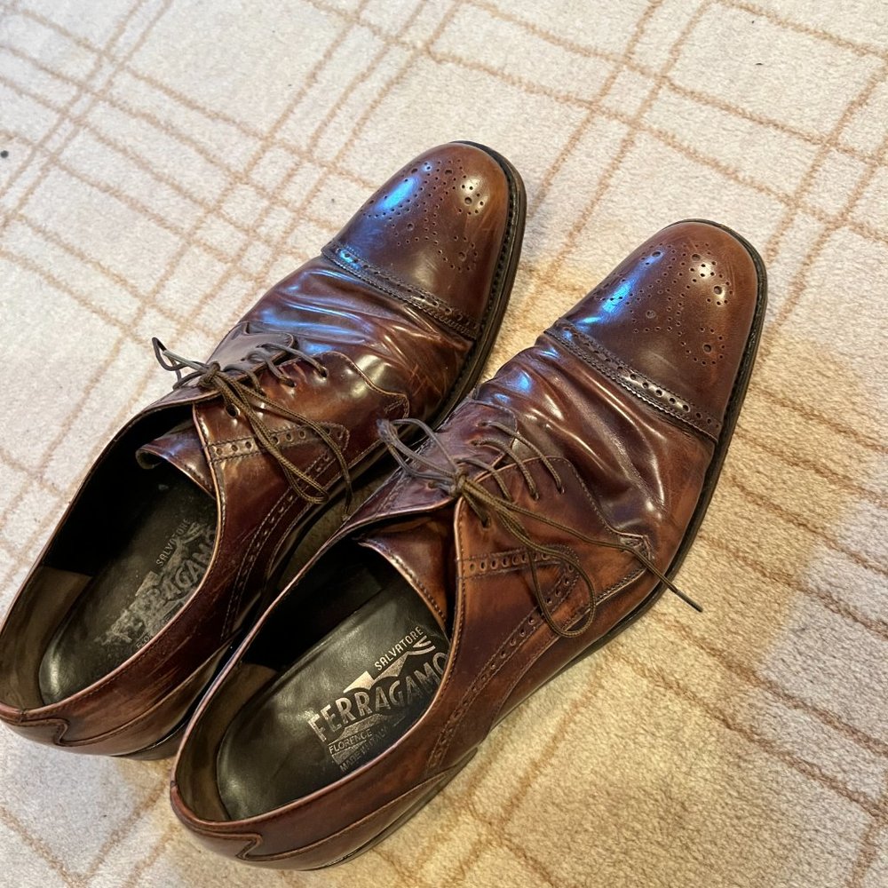 Awesome Men's Chocolate Brown Salvatore Ferragamo Dress Shoes